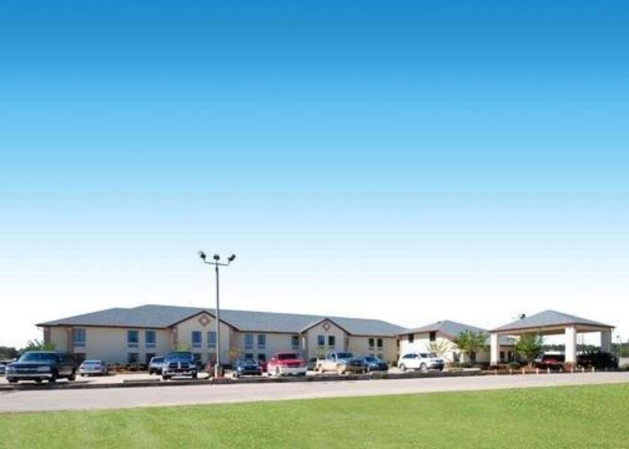 Columbia Inn & Suites Eksteriør billede